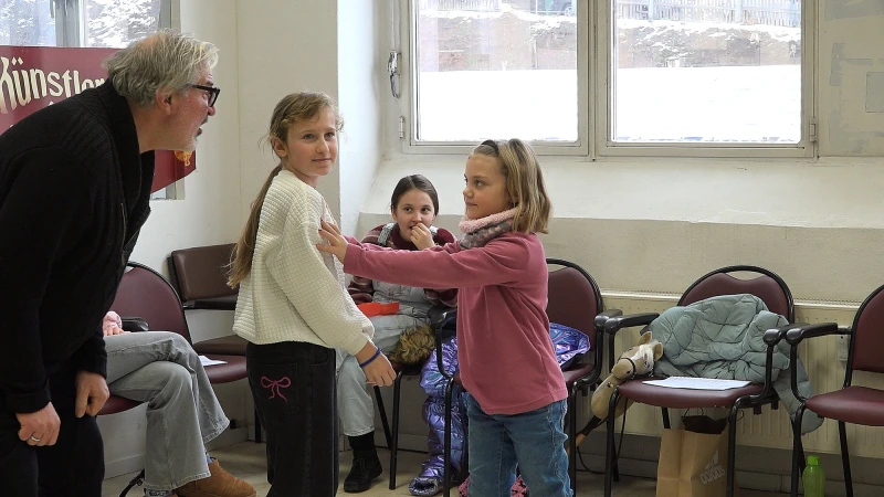 Proben laufen: „Nikodemus und der Prinzenraub zu Altenburg“ kommt in die letzte Phase | Ansgar Schäfers außergewöhnliche Methoden beim Singen