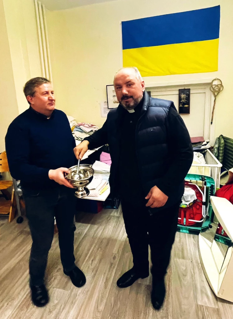 Segnung der Sammelstelle der Ukrainehilfe