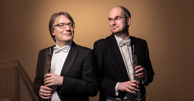 v. l. n. r. die beiden Oboisten Albrecht Pinquart und Robert Matthes (Foto: Theater Altenburg Gera gGmbH)<br>&nbsp;