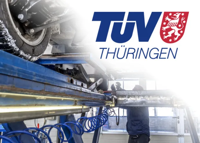 Saubere Scheinwerfer tragen entscheidend zur Sicherheit im Winter bei | TÜV Thüringen