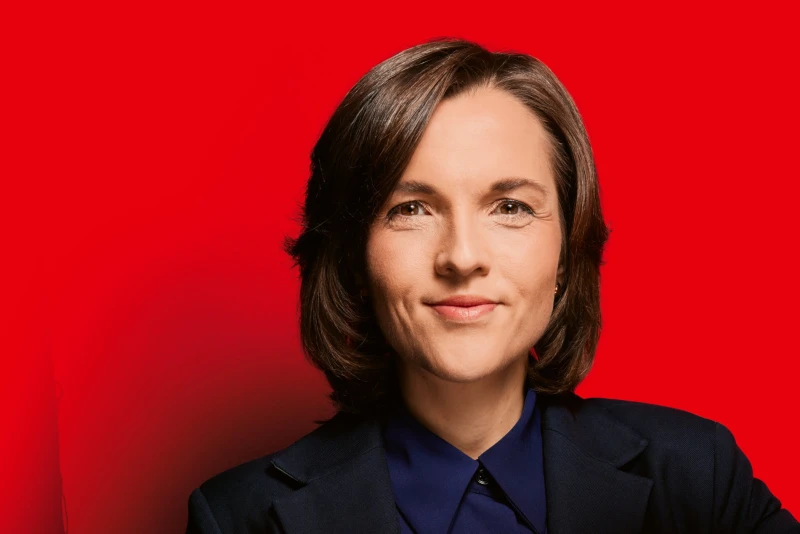 Neues Erkundungsfahrzeug für chemisch-radioaktive Gefahren in Meuselwitz | Elisabeth Kaiser, Kandidatin der SPD zur Bundestagswahl 2025 im Wahlkreis 193