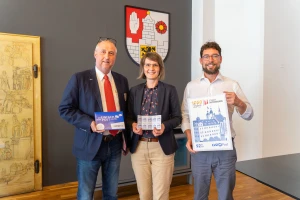 LVZ-Post veröffentlicht Jubiläumsbriefmarke zu 1050 Jahren Altenburg