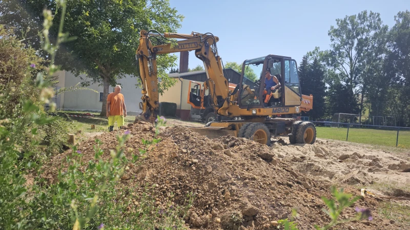 Neuer Spielplatz für Nöbdenitz: Bauhof gestaltet Anlage komplett neu | 