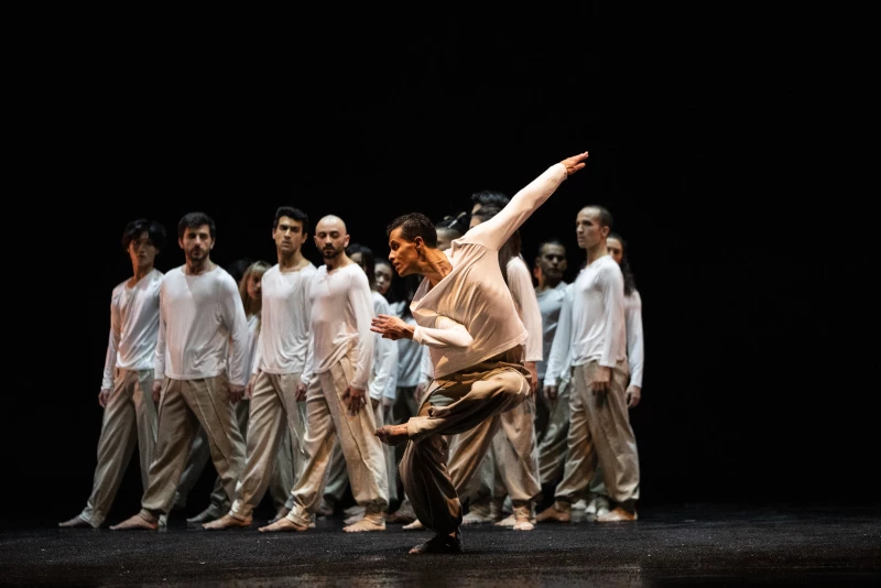 Gastspiel des Thüringer Staatsballetts im Rahmen der Internationalen Tanzwochen in Neuss | Corpus