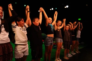 Theater Altenburg Gera lädt Kinder zur Schnupperstunde bei „DIE KIDDIES“ ein