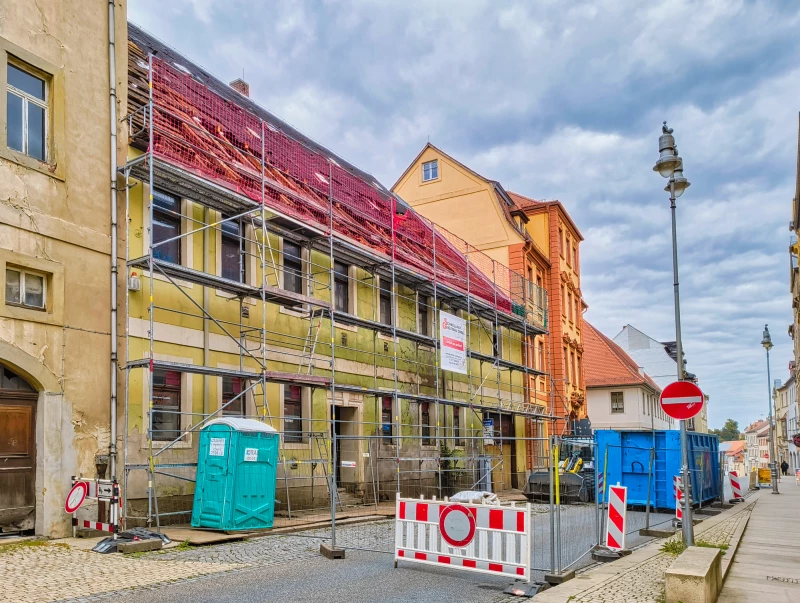 Altenburger Johannisstraße bleibt bis September gesperrt – Stabilisierung im Gange | 