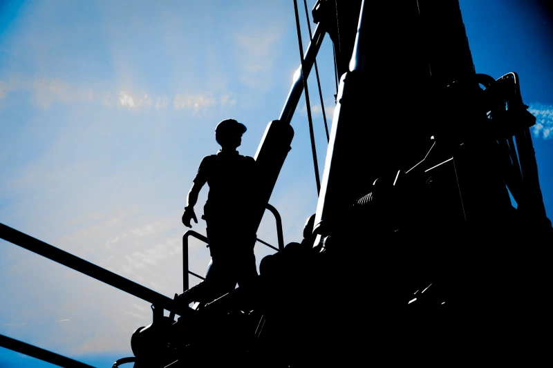 Workers’ Memorial Day warnt vor Sonnenstrahlung und Hitze im Job | Mensch, Maschine und Sonne: Jobs unter freiem Himmel sind gefährlich. UV-Strahlung
und Hitze werden fast immer unterschätzt, warnt die IG BAU Ostthüringen zum Workers‘
Memoral Day. Der internationale Gedenktag erinnert am kommenden Sonntag an die
Menschen, die der Job krank gemacht hat oder die bei der Arbeit sogar ihr Leben
verloren haben.