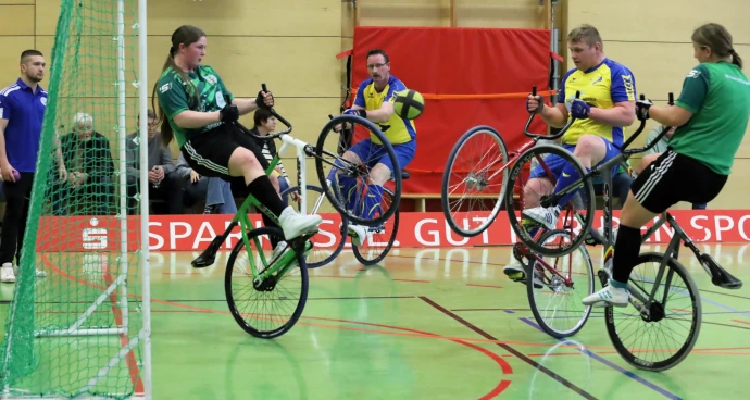 VorschauBild - Spielgemeinschaft Ehrenberg / Langenleuba-Niederhain weiterhin Tabellenführer