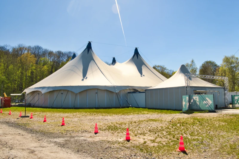 Theater Altenburg Gera geht in die Sommerpause – Wiedereröffnung der Kassen am 11. August | Theaterzelt Altenburg