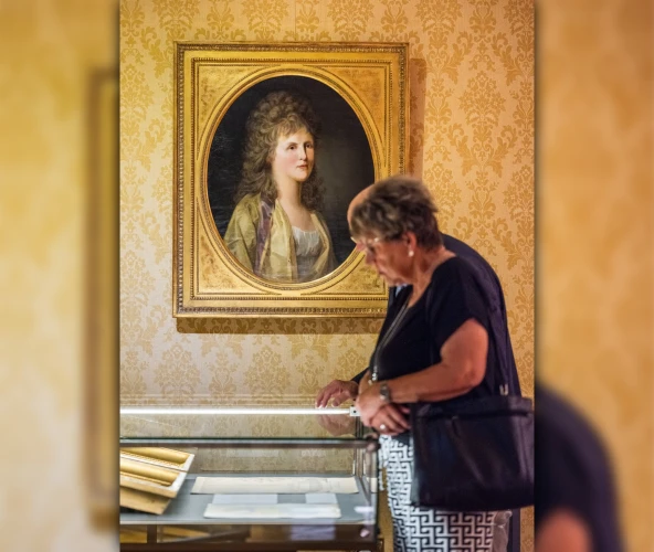VorschauBild - Sonntagsführung im Residenzschloss Altenburg: „Koffer, Kutschen und Kartons“