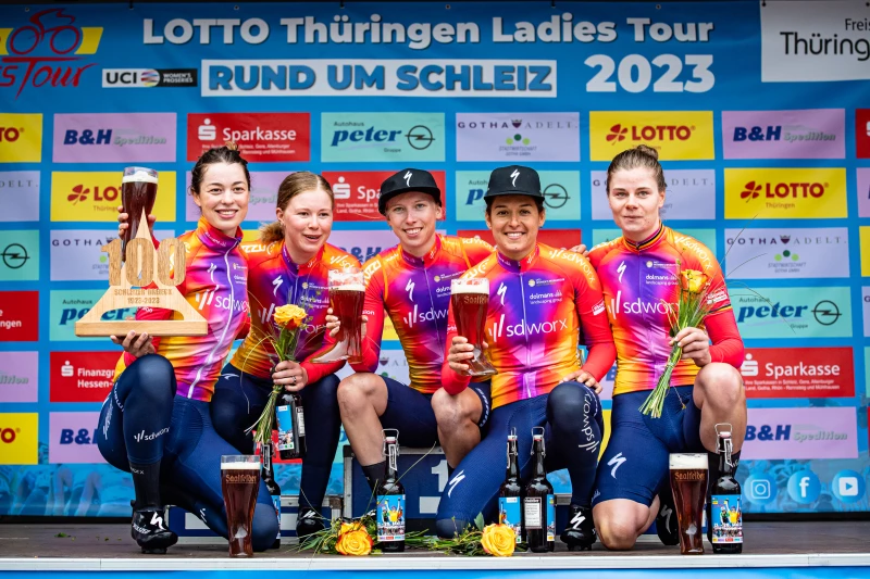 35. LOTTO Thüringen Ladies Tour: SD Worx gewinnt Mannschaftszeitfahren - Kopecky trägt Gelbes Trikot | 