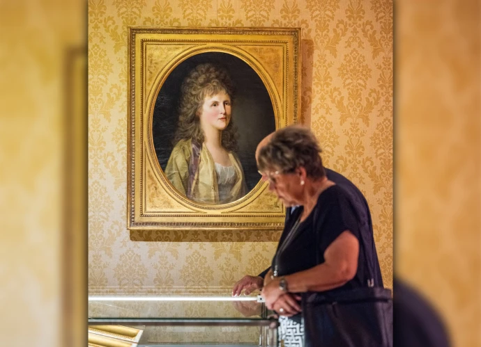 VorschauBild - Kaffeekränzchen führt durch 200 Jahre Ankommen in Altenburg
