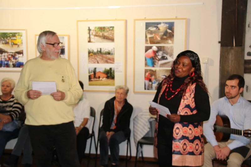 Verein „education4kenya“ eröffnet Fotoausstellung 17.0 | 