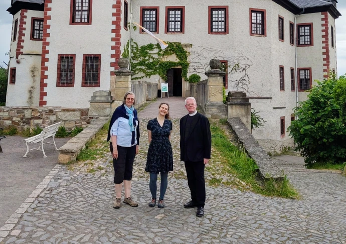 VorschauBild - Urenkelin der Herzogin von Kurland besucht Burg Posterstein
