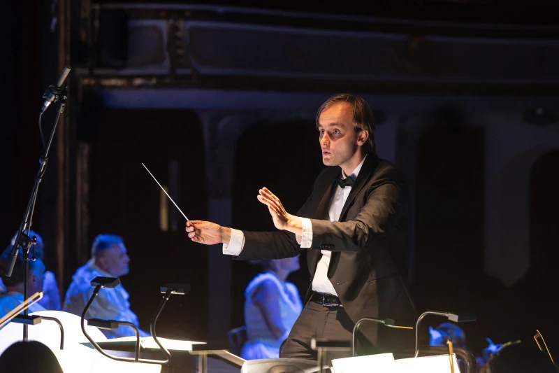 Christopher Važan wird neuer Kapellmeister am Theater Altenburg Gera | Christopher Važan