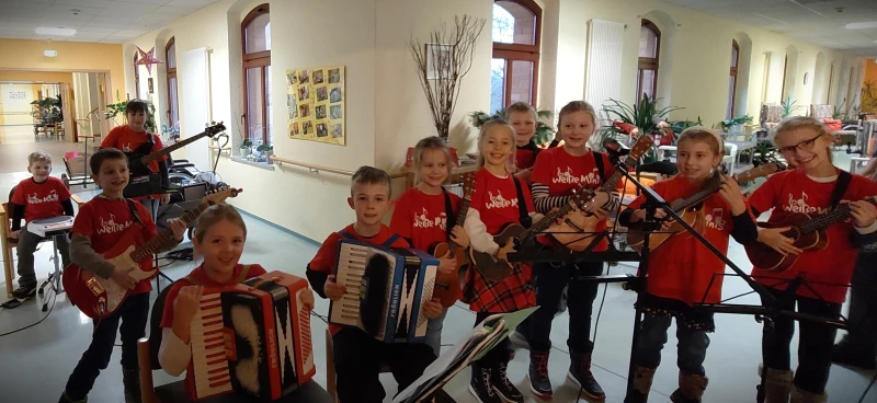 Fröhlicher Auftakt der „Weiße Minis“ | 