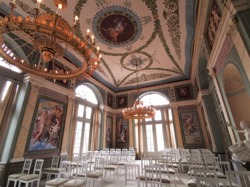 „Frühlingserwachen“ im Schwind-Pavillon Rüdigsdorf! | Innenraum des Schwind-Pavillon