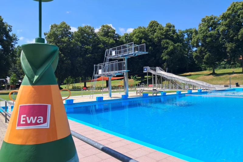 Freibad Süd am 28. August bis 20 Uhr geöffnet | Freibad Altenburg