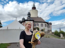 Zum achten Mal: Großes Steckenpferdturnier auf Burg Posterstein