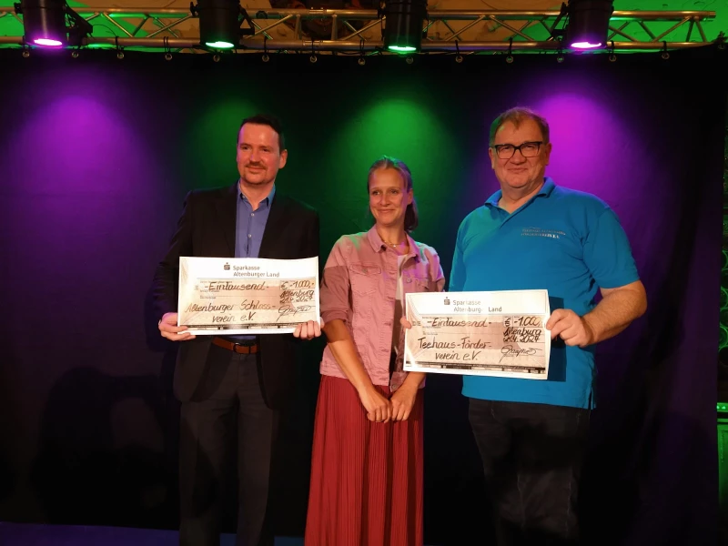Begeisterte Zuschauer und begeisterte Vereine | v.l.n.r. Frank Tanzmann, Katharina Graupner, Frank Hammerschmidt