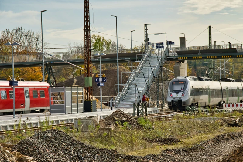 Einladung zu Information und Dialog am 5. April  | Bahnhof Altenburg - Behelfsbahnsteig während der Bauphase