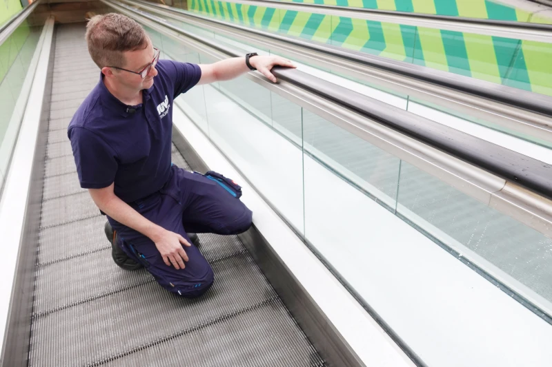 TÜV Thüringen prüft die Sicherheit von Fahrtreppen und Fahrsteigen | TÜV Thüringen prüft die Sicherheit von Fahrtreppen und Fahrsteigen